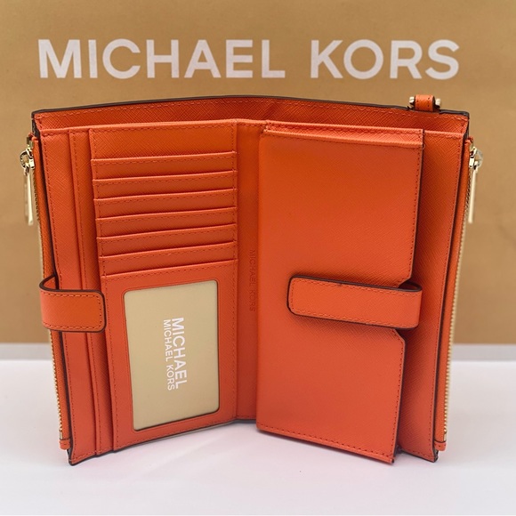 Michael Kors DoubleZip Wristlet
Wallet Phone Case Poppy - Picture 8 of 12